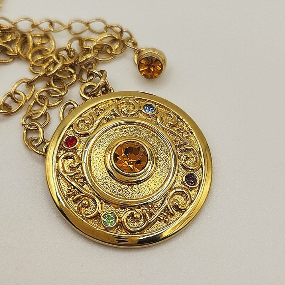 Gold Tone Medallion Pendant Necklace
